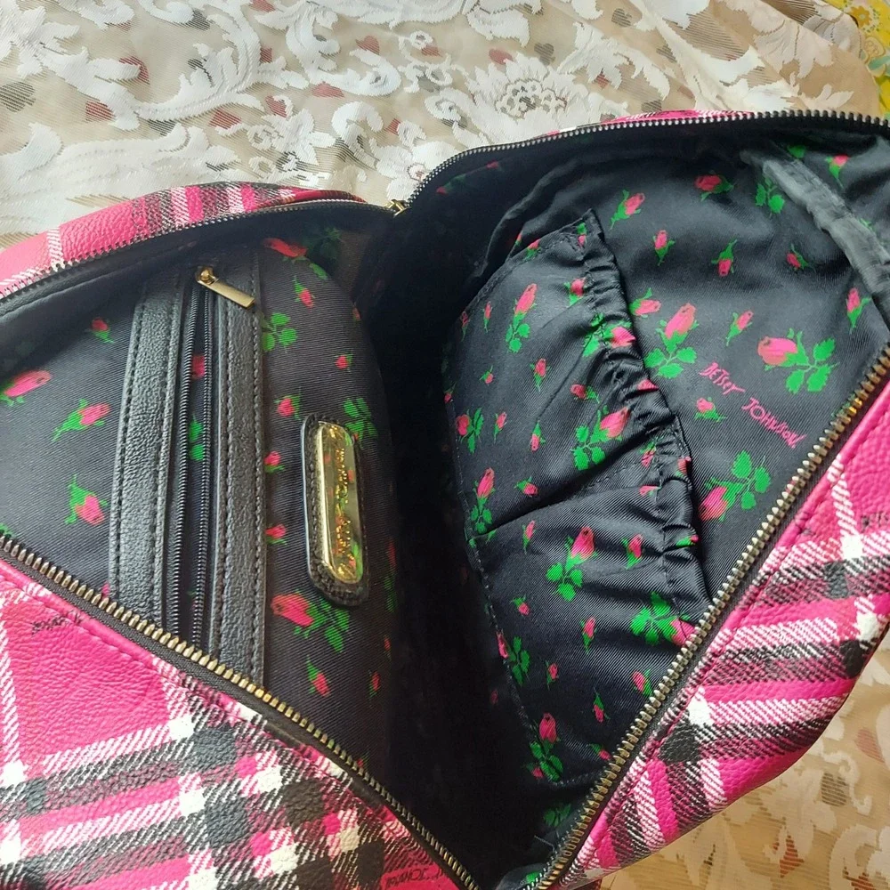 Betsey Johnson Pink Plaid Studded Mini Backpack Gold Heart Studs Rose Lining